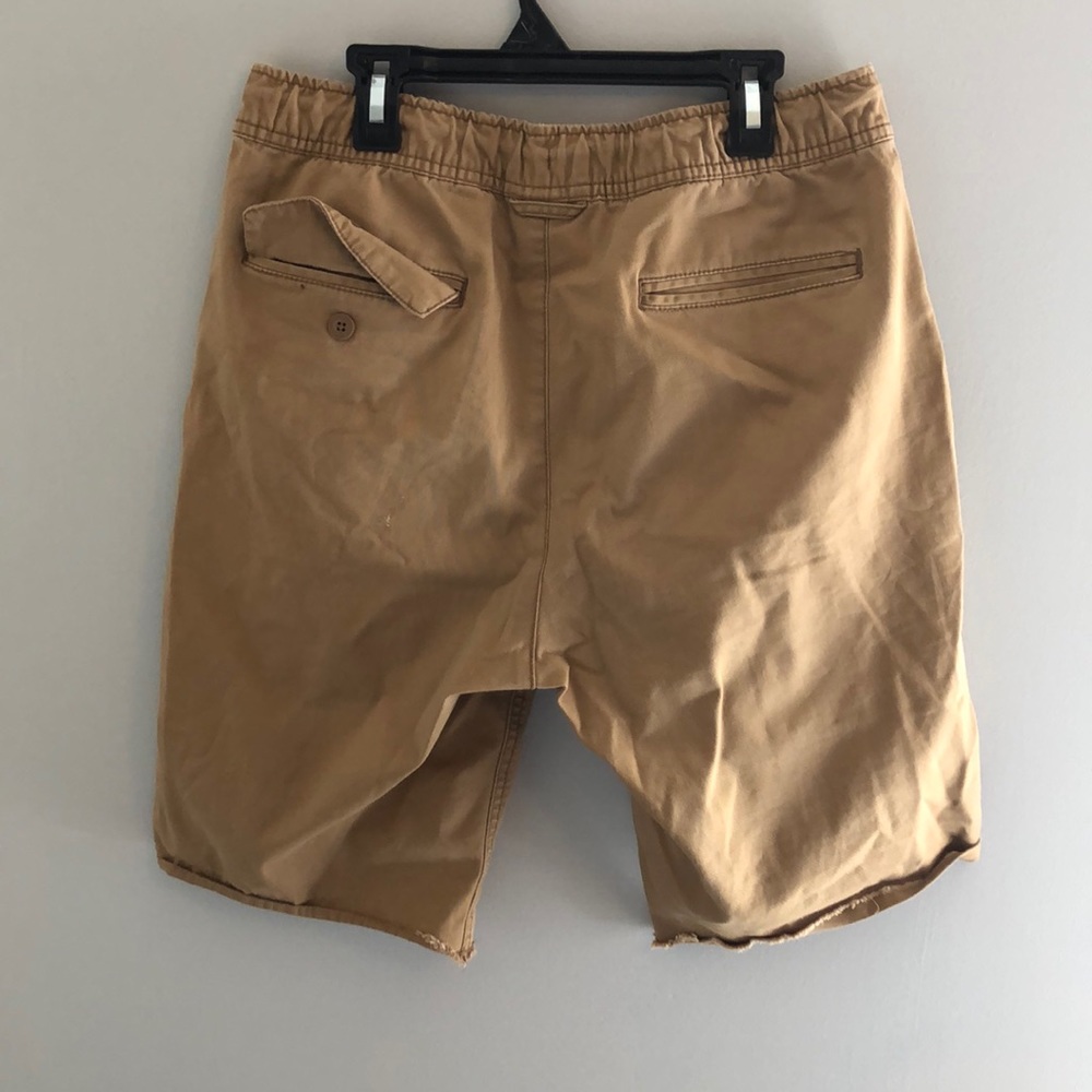 Mossimo Shorts - Picture 3 of 5